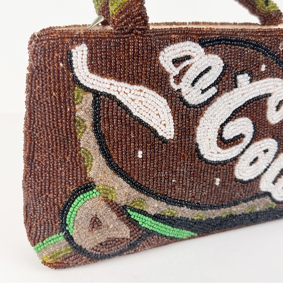 VTG 1990’s Coca Cola Soda Beaded Handbag Purse Beaded Handles Zip Closure - Picture 3 of 13